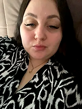 ihaveasecret  online show from October 5, 2025, 7:39 am