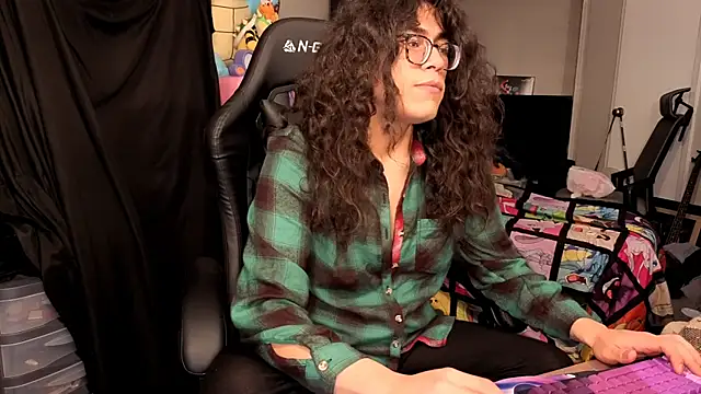 ShinyCherub online show from November 24, 2025, 11:26 pm