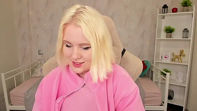 art lovee online show from January 27, 2025, 1:05 am