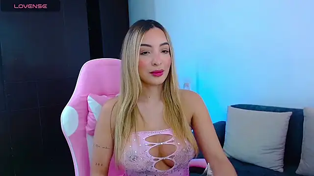 Snapshot of im_grecia chatting on February 2, 2026, 9:13 pm im grecia online show from February 2, 2026, 9:13 pm