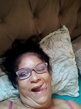 Snapshot of Delicy1 chatting on March 27, 2026, 11:32 am Delicy1 online show from March 27, 2026, 11:32 am
