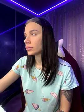 Queen of pain online show from November 23, 2025, 5:51 am