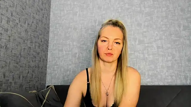 iam Venus online show from April 9, 2026, 11:59 am