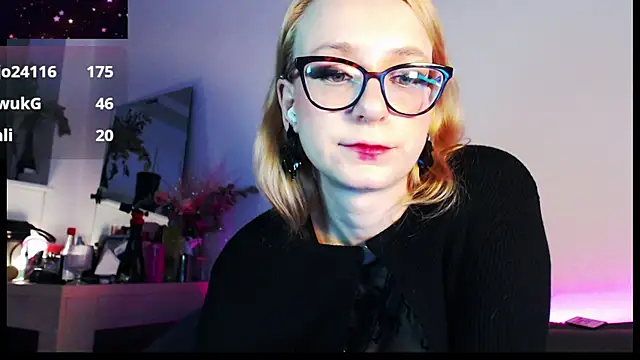 welliza online show from February 27, 2025, 4:52 am