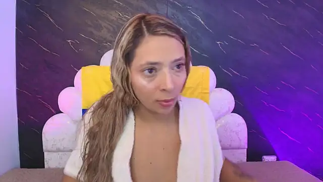  MiaBrown  online show from July 18, 2026, 12:09 pm