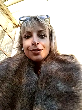 Cute Anissa online show from March 18, 2025, 5:21 pm