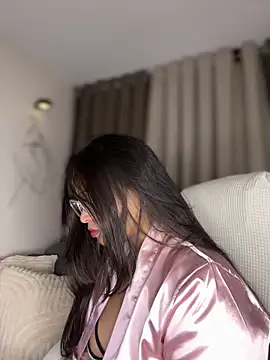 Merloth online show from May 13, 2026, 2:20 am