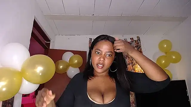 yselahot online show from March 13, 2025, 7:06 pm