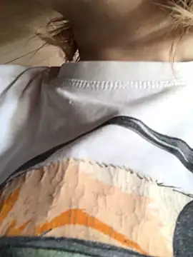  Sweet Love  online show from March 22, 2026, 9:02 am