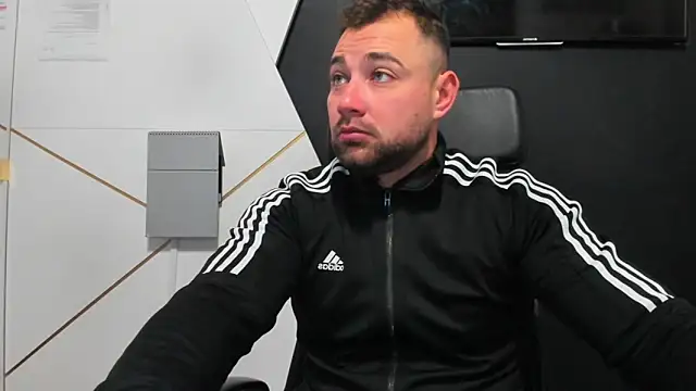 DuncanStone online show from December 5, 2025, 4:43 am