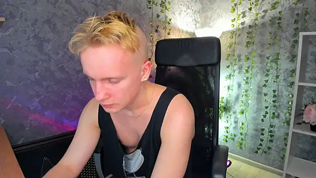 AlexxSweet online show from December 28, 2024, 7:33 am