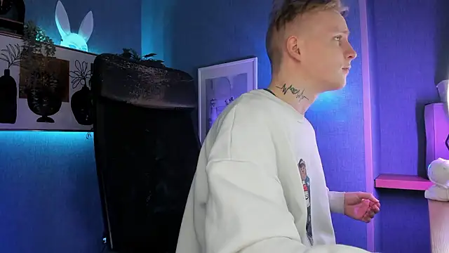 AlexxSweet online show from February 21, 2026, 6:47 am