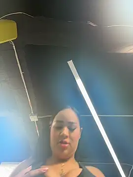 Luisa Fernandaa online show from February 25, 2026, 5:55 pm