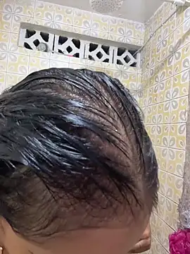 Luisa Fernandaa online show from April 18, 2026, 3:10 am