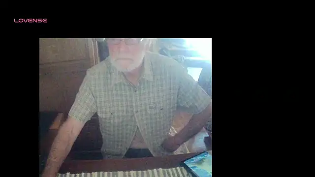 terrybare online show from September 21, 2025, 8:49 am