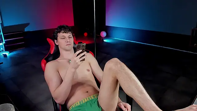 dirty-boss online show from April 19, 2026, 5:45 pm