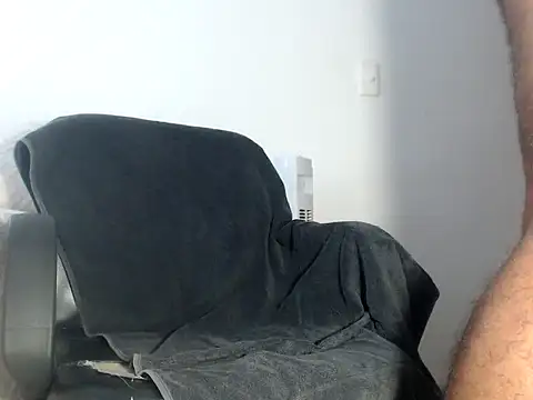 Snapshot of bigpleasure_ chatting on January 11, 2025, 1:32 pm bigpleasure  online show from January 11, 2025, 1:32 pm