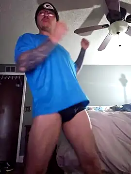 MrBiggBallz online show from December 17, 2025, 1:17 pm