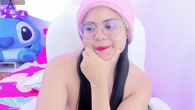 Snapshot of esmeralda112 chatting on January 1, 2025, 6:59 pm esmeralda112 online show from January 1, 2025, 6:59 pm