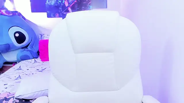 Snapshot of esmeralda112 chatting on January 14, 2025, 12:43 am esmeralda112 online show from January 14, 2025, 12:43 am