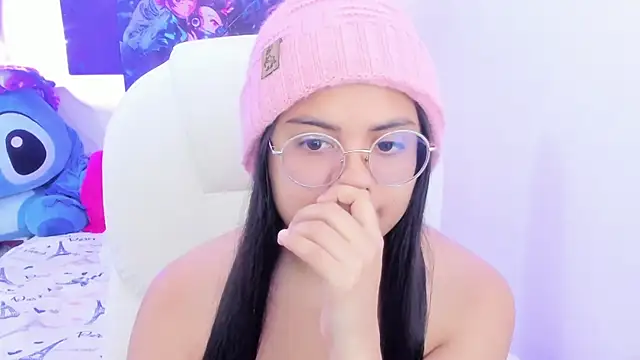 Snapshot of esmeralda112 chatting on January 18, 2025, 7:26 pm esmeralda112 online show from January 18, 2025, 7:26 pm