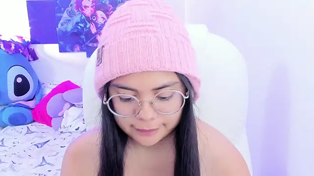 Snapshot of esmeralda112 chatting on January 21, 2025, 12:04 am esmeralda112 online show from January 21, 2025, 12:04 am