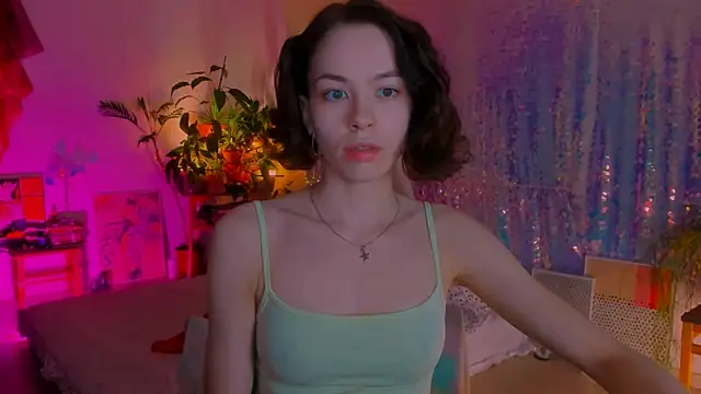 poli   online show from March 1, 2025, 10:21 pm