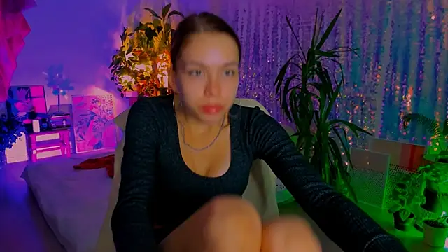 poli   online show from September 27, 2025, 8:36 pm