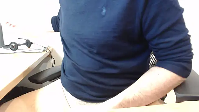 3lr0nde online show from April 14, 2026, 8:42 am