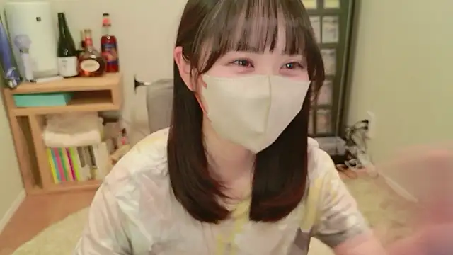 Snapshot of HIKARI_x0 chatting on May 8, 2026, 2:22 pm HIKARI x0 online show from May 8, 2026, 2:22 pm