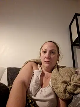 Wisie Cutie online show from December 10, 2024, 10:47 pm