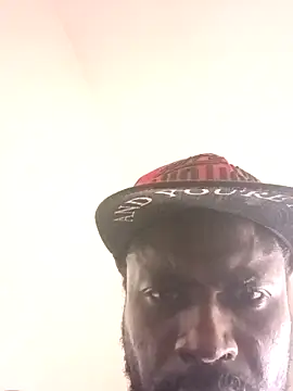 A KiNg N HiZ QuEeN online show from March 26, 2026, 7:52 pm