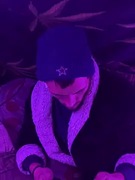 Snapshot of bugboy chatting on February 22, 2026, 6:57 am bugboy online show from February 22, 2026, 6:57 am