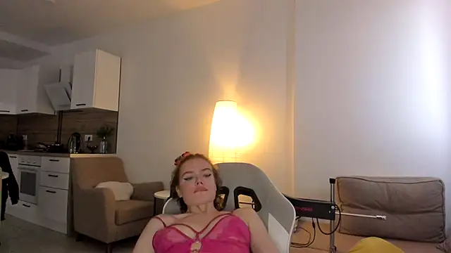 lit asella online show from September 29, 2025, 8:19 am