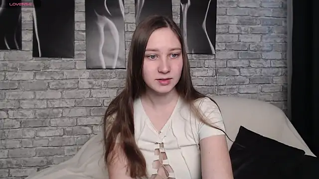 MollyBrams online show from December 14, 2024, 5:18 am