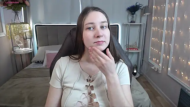 MollyBrams online show from March 1, 2025, 5:09 am