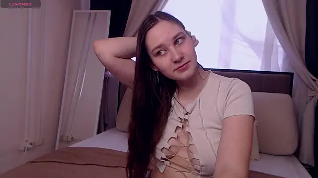 MollyBrams online show from March 11, 2025, 11:23 am