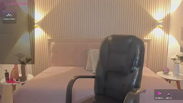 Snapshot of Sooffii_1 chatting on December 28, 2024, 2:11 am Sooffii 1 online show from December 28, 2024, 2:11 am