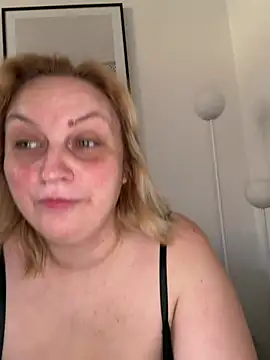BBW Nora online show from July 15, 2026, 7:02 am
