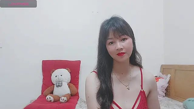 Holygirlsweet777 online show from March 15, 2025, 1:08 am