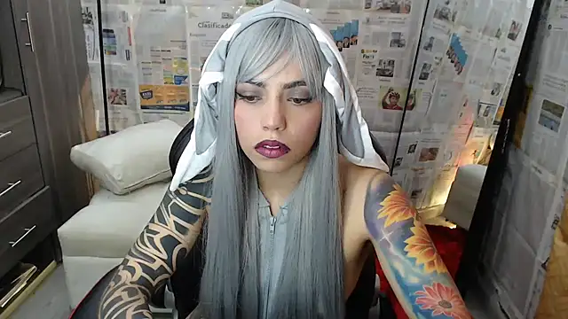 i am nina  online show from March 18, 2025, 10:58 pm