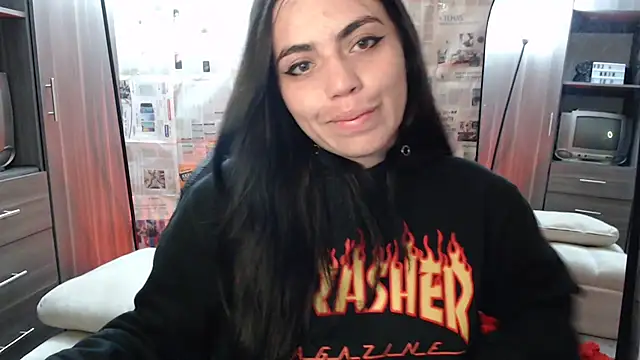 i am nina  online show from January 7, 2026, 12:46 am