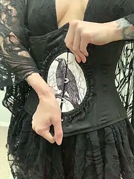 MissCumberdale online show from September 13, 2025, 5:24 pm