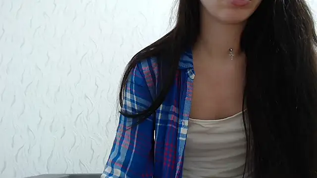 Snapshot of HoneyWiles chatting on December 10, 2024, 1:11 pm HoneyWiles online show from December 10, 2024, 1:11 pm