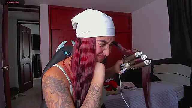 Snapshot of _Tammyy chatting on December 2, 2024, 5:37 pm  Tammyy online show from December 2, 2024, 5:37 pm