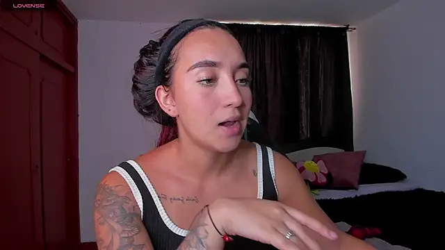 Snapshot of _Tammyy chatting on December 12, 2024, 7:59 pm  Tammyy online show from December 12, 2024, 7:59 pm