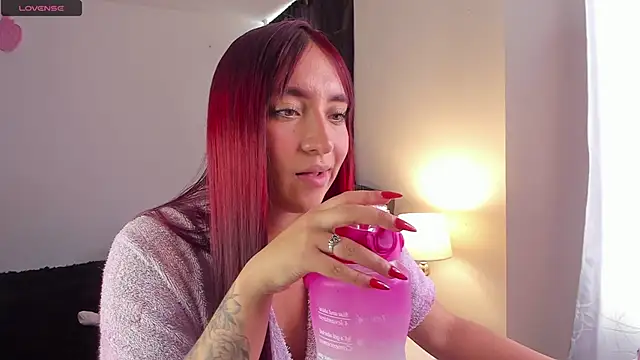 Snapshot of _Tammyy chatting on January 24, 2025, 7:49 pm  Tammyy online show from January 24, 2025, 7:49 pm