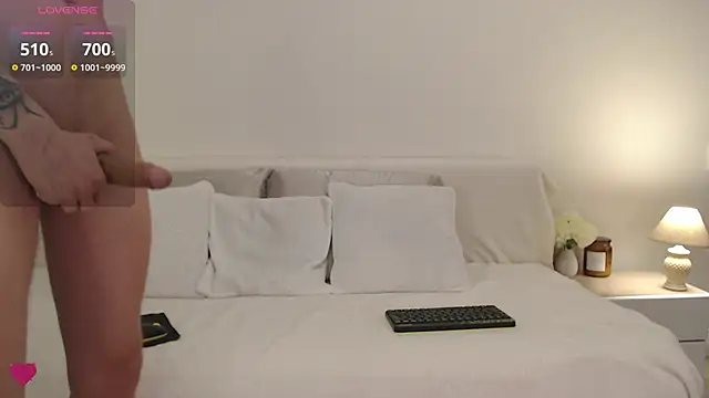 Kate001 online show from January 18, 2025, 5:20 am