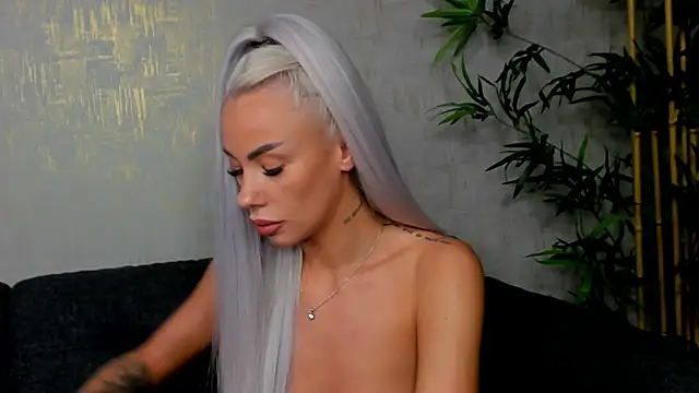 Bailey Rush online show from March 14, 2025, 11:45 am