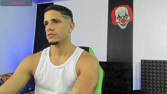 jhonnysnow17 online show from January 30, 2025, 1:33 am